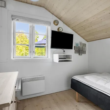 Feriehus Lovely In With Wifi *